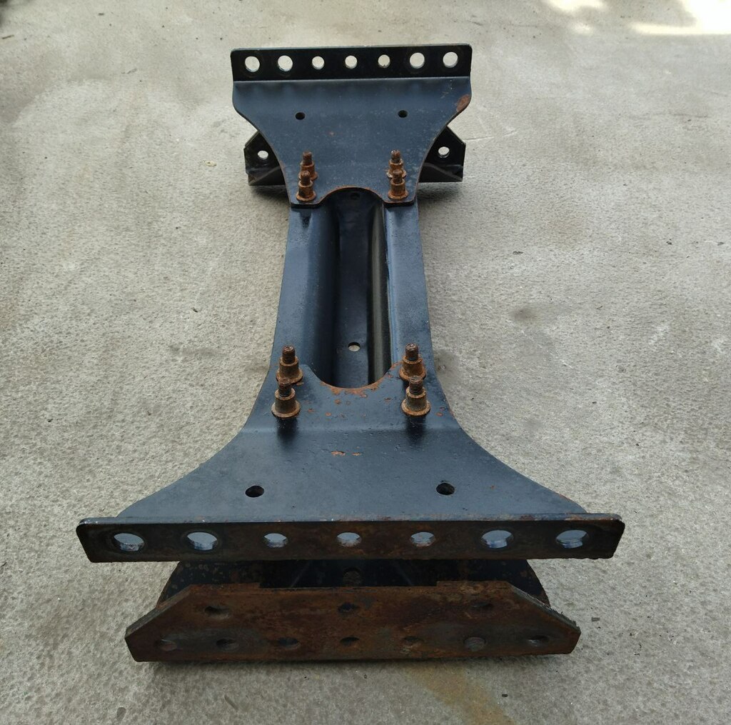 траверса рамы б/у - 3